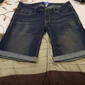 Apt 9 Bermuda jean shorts